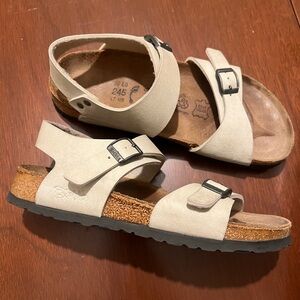 Birkenstock Birki’s Milano Microsuede 245 Cream Oyster Sandals EU 38
